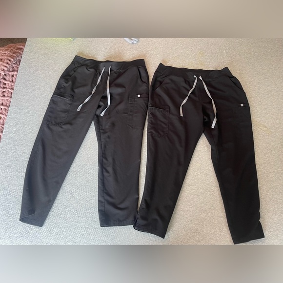 Figs Yola Skinny Scrub pants 2.0 - Picture 2 of 5